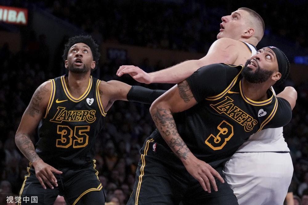 与此同时 与此同时